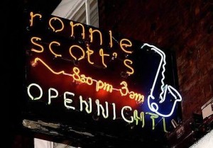 ronnie_scotts_sign_640